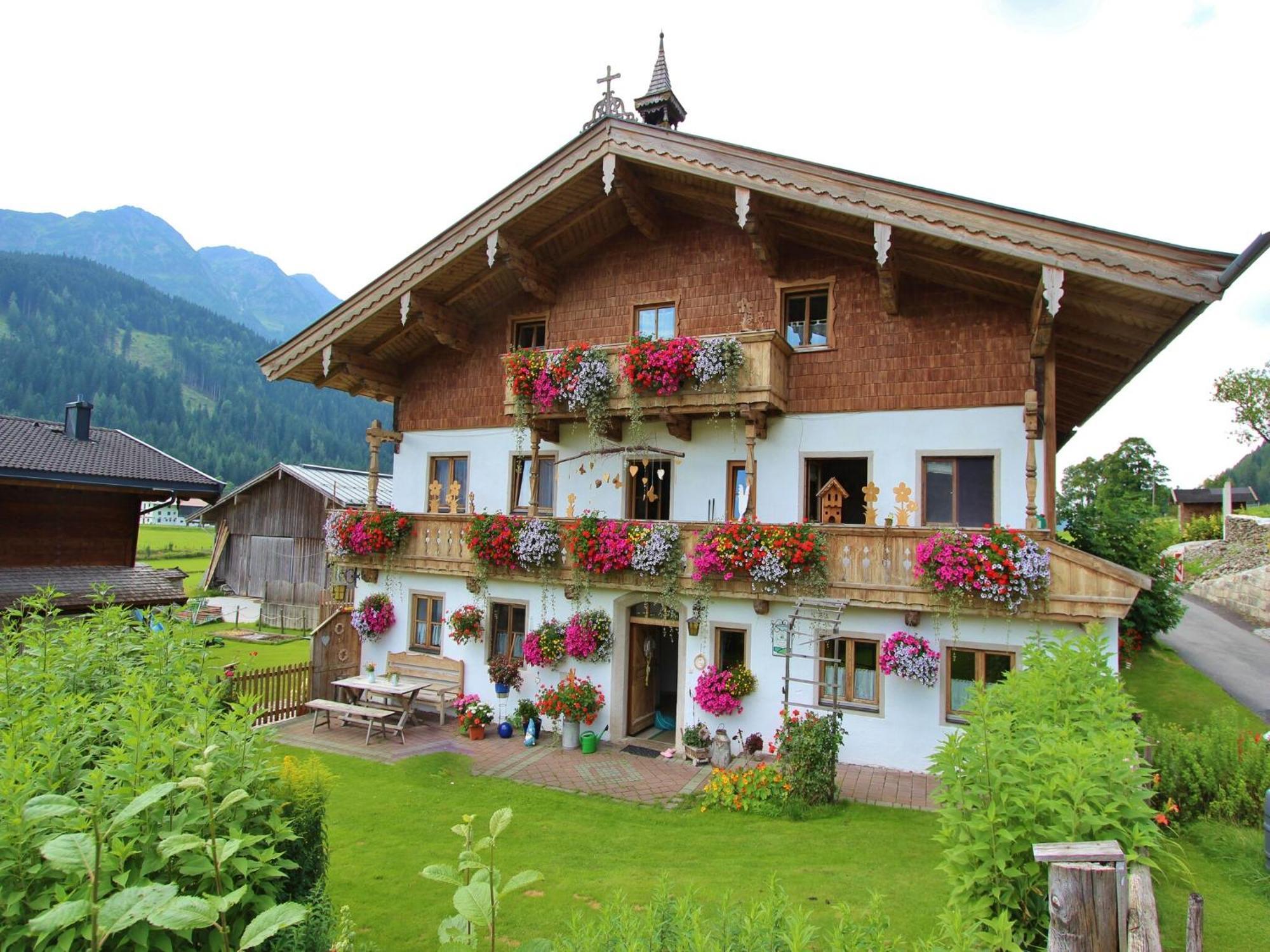 Cozy Feel Good Holiday Apartment In Leogang Kültér fotó